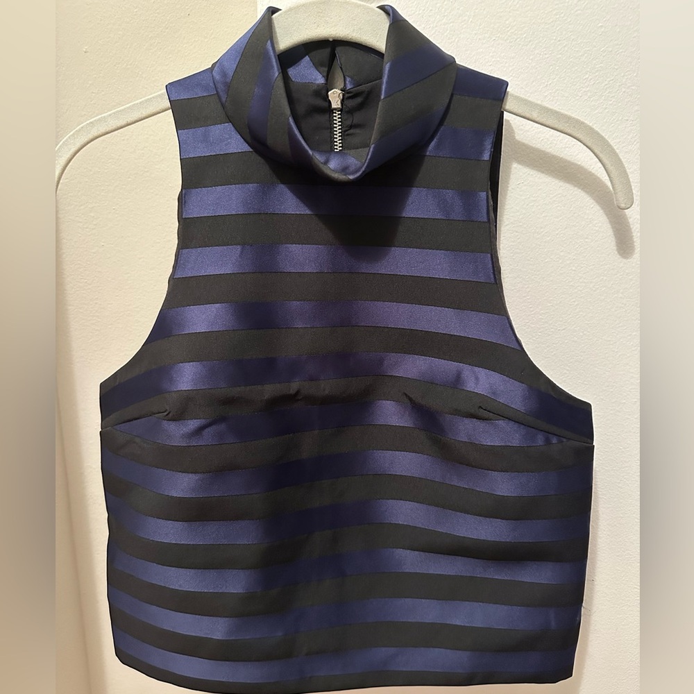 Topshop Striped Black and Blue Sleeveless mockneck Top, size US 0